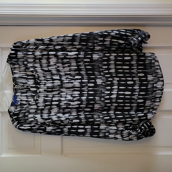 Apt 9 Blouse size xl - Picture 1 of 3